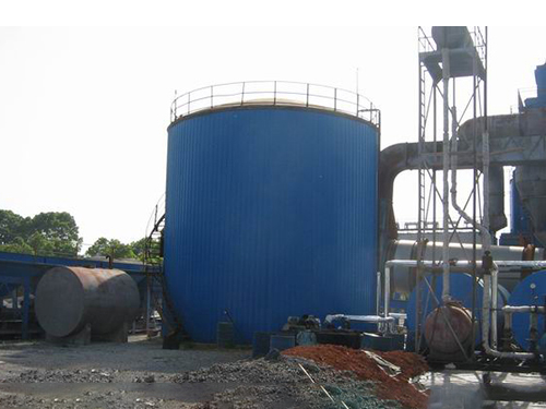 大型导热油沥青库施工现场